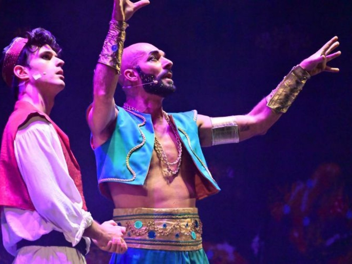 Tra lampade magiche e sogni di libertà: il musical “Aladin” illumina il palco del Teatro Toselli